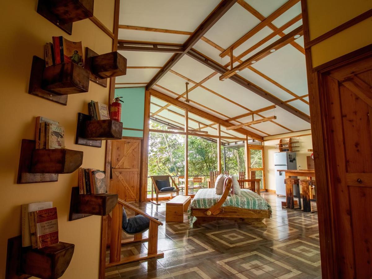 Above The Gulf, Vacation House Monteverde Buitenkant foto
